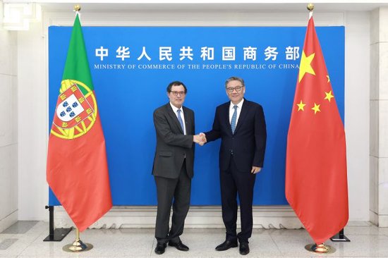 神牛资讯 商务部部长王文涛会见葡萄牙经济和国土融合部部长阿尔梅达